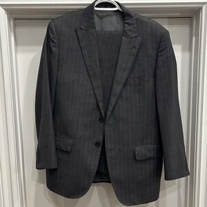 Tiglio Sophisticated Dark Gray Men's Pinstripe Suit